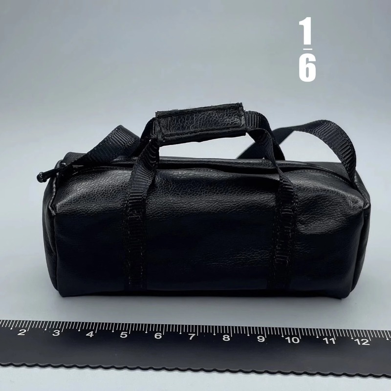Yoga In Fitness First - 1/6 스케일 액션 피규어 8cm 크로스바디